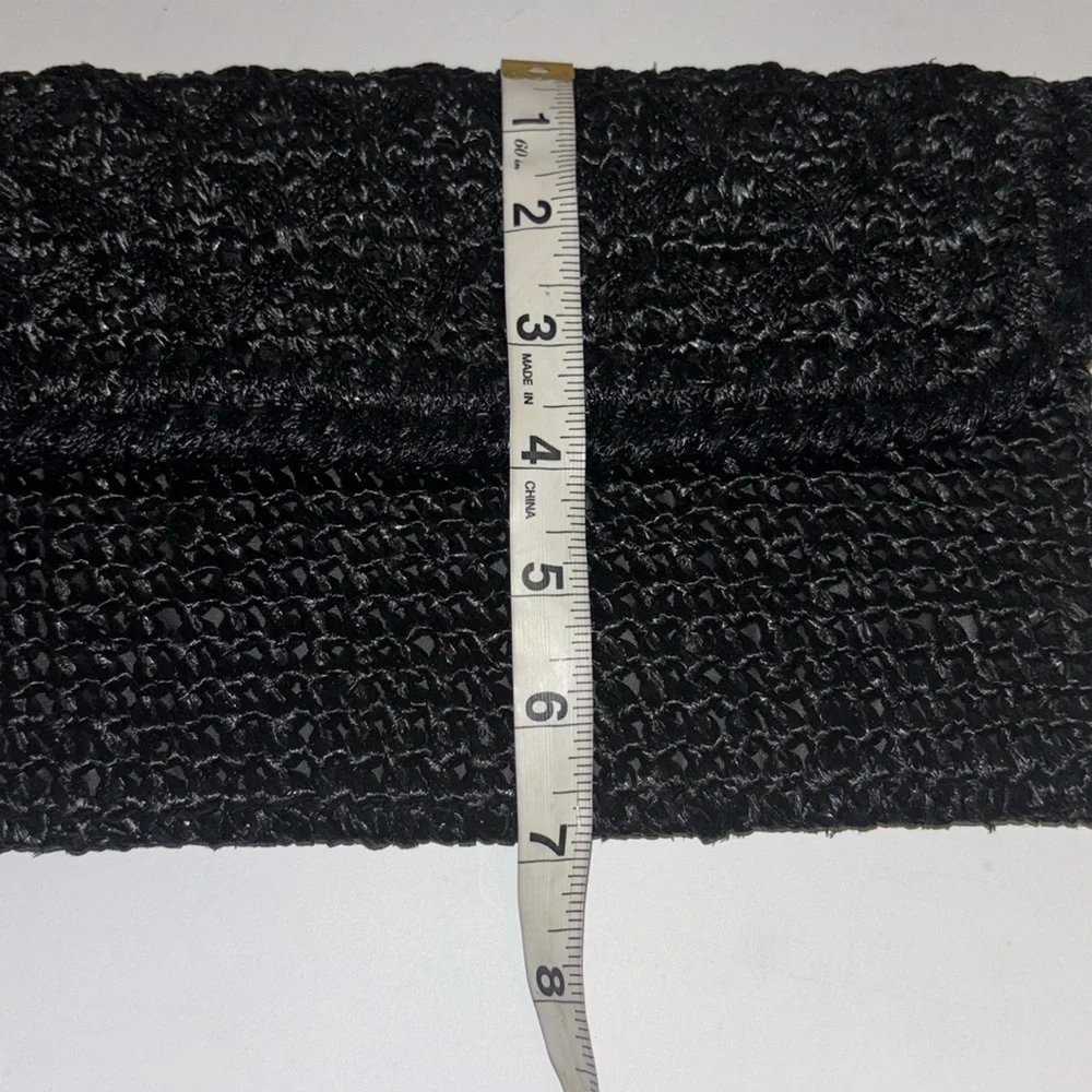 MR JONAS VINTAGE BLACK WOVEN CLUTCH BAG WITH SNAP CLOSURE GREAT CONDITION